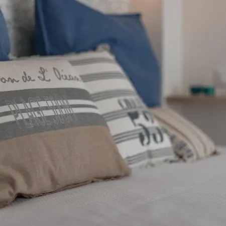 Conero Sea Loft Apartment Marcelli